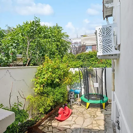 Le Suisse - Maison De 130m 4* Nanterre