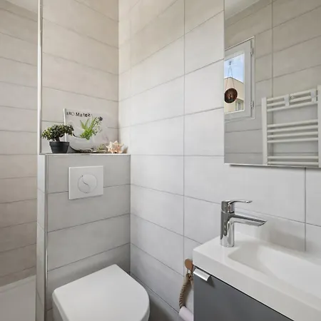 Le Suisse - Maison De 130m 4* Nanterre